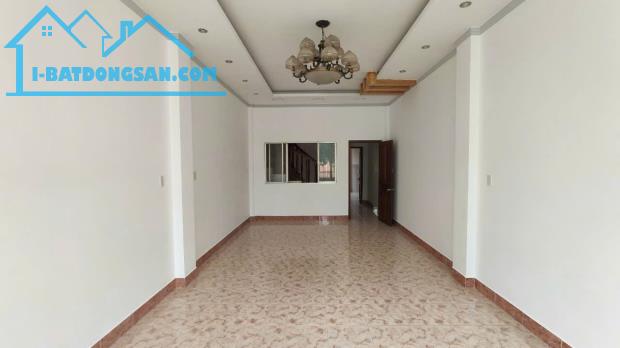 CHO THUÊ NHÀ MẶT TIỀN UNG VĂN KHIÊM, TRUNG TÂM THƯƠNG MẠI CÁI KHẾ