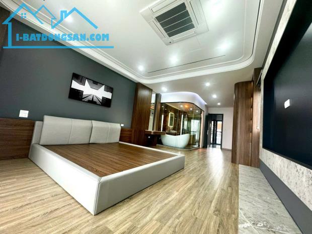 Bán Nhà Vip Phố Hồng Tiến,Lô góc, 40M,4M, 6 Tầng thang máy,ngõ thông,ô tô đỗ cửa.Hơn 9 tỷ - 1