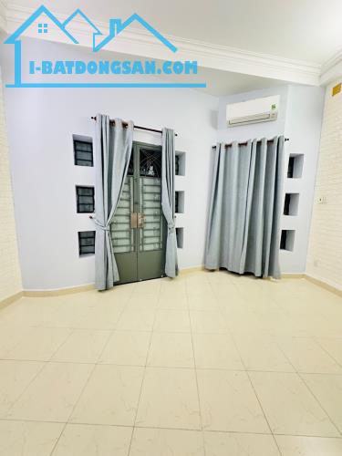 Bán nhà 4 tầng, 36m², 4PN, 3WC, Cô Bắc, P1, Phú Nhuận, 5.5 tỷ