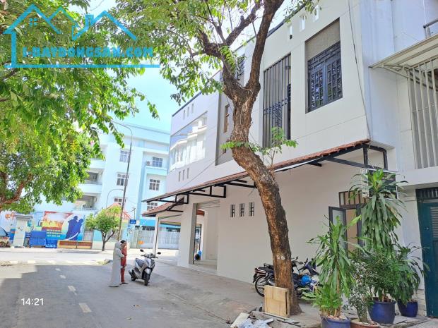 Bán nhà căn góc mặt tiền đường Độc Lập p. Tân Thành Q. Tân Phú, 129m2[6 ×19] 3 tầng 20,5ty - 3