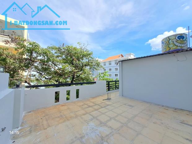 Bán nhà căn góc mặt tiền đường Độc Lập p. Tân Thành Q. Tân Phú, 129m2[6 ×19] 3 tầng 20,5ty