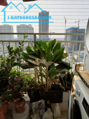 Bán gấp căn hộ BOOYOUNG CT4 - 108m2, 3 PN, 2 ban công, VIEW BIỆT THỰ - 6.8 TỶ