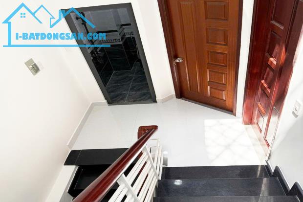 Bán nhà Nhiêu Tứ Phường 7 Phú Nhuận, 36.8 m² (6m x 6m) 4 Tầng BTCT - Giá 7.6 tỷ TL - 3