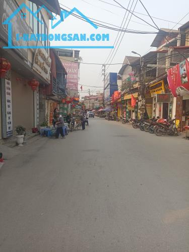 Bán Nhà 2 Tầng Mặt Chợ Sáp Mai Võng La Đông Anh Đối Diện Cổng B KCN Bắc Thong Long