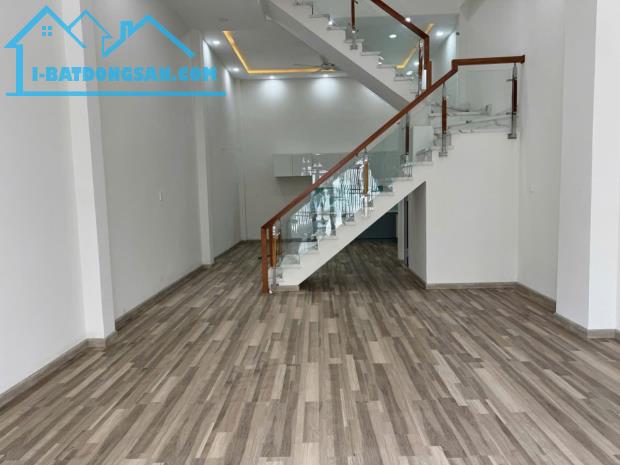 Siêu Phẩm  nhà Đ số 8 BHH B Giáp Tân Phú HXH 10 m ra mặt tiền 77m2,2 Tầng Nhỉnh 4 tỷ - 1
