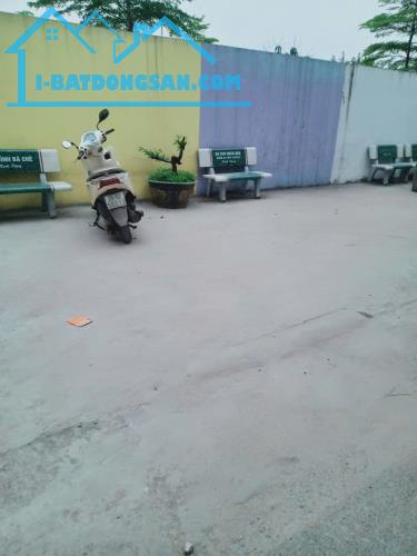 Bán nhà: Tựu Liệt, Cách bến xe nước ngầm 1km. 50m2, 6 tầng, oto ngủ trong nhà. nhỉnh 8 - 1