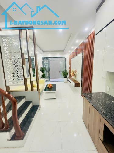 Bán Nhà Trung Tâm Quận Hoàng Mai - Diện Tích 35m2, Giá Chỉ Hơn 5 Tỷ! - 4