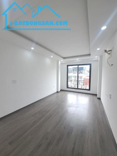 Bán Nhà phố Đội Cấn DT 32m x 6 Tầng THANG MÁY MT 4m Giá 8,4 tỷ - 1