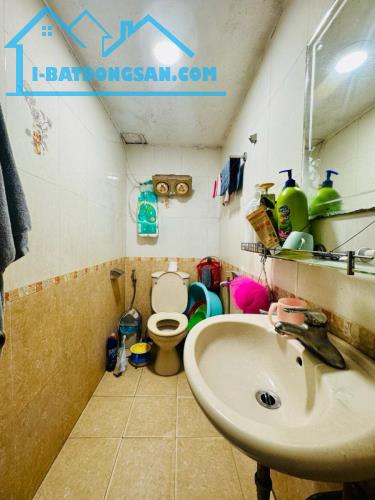 Gà đẻ trứng vàng Tân Mai_ 50m_MT3.4_4tầng_4PN_2 thoáng_ngõ thông tứ tung_10tỷ - 1