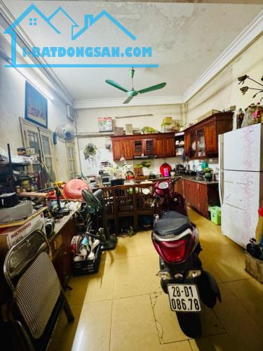 Gà đẻ trứng vàng Tân Mai_ 50m_MT3.4_4tầng_4PN_2 thoáng_ngõ thông tứ tung_10tỷ - 2