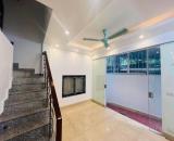 Bán nhà đẹp, dân xây chắc chắn, tiện ích đầy đủ- Gia Quất, Long Biên