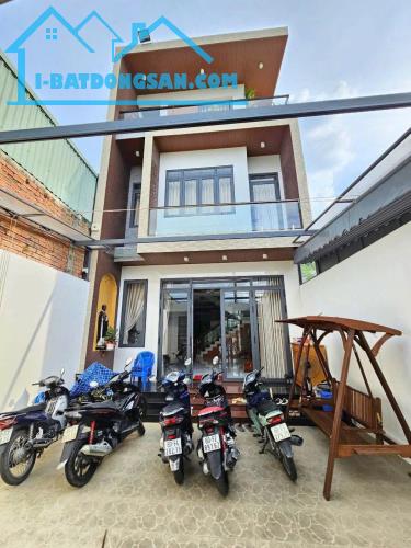 CẦN BÁN CĂN NHÀ 2 LẦU 1 TRỆT SIÊU ĐẸP PHƯỜNG TÂN BIÊN - BIÊN HOÀ