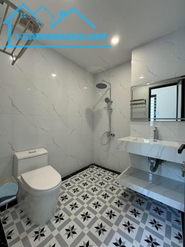 ⚡ SIÊU HIẾM! NHÀ PHỐ TRẠM – 83M² – 4 TẦNG – SÂN RỘNG – 8,9 TỶ!