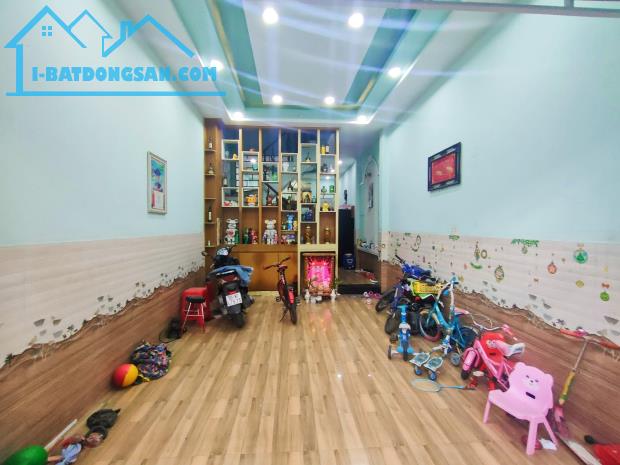 + 👉 SỐC SIÊU PHẨM GẤP GẤP BÁN NHÀ Đ LK56 BHHB 4*15M 4L NHỈNH 5ĐT - 1