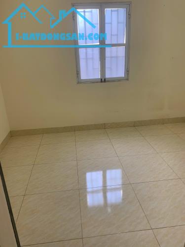 Cho thuê nhà ngõ 250 Tân Mai 3 tầng x 30m2, 3 ngủ, 2 vệ sinh, ở GĐ, nhóm, KD online, 8.5tr - 1