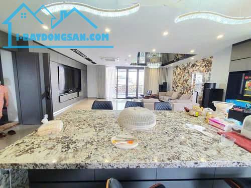 HOT! NHÀ MP VÕNG THỊ 220M 10 TẦNG THANG MÁY MT 12M Ô TÔ TRÁNH KD ĐỈNH GIÁ 110 TỶ - 1