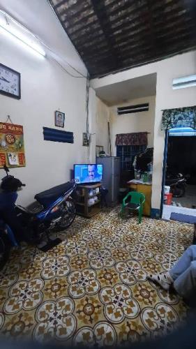 BÁN NHÀ QUẬN 4 - 67.4M2 - NỞ HẬU - HẺM 6M, XE HƠI ĐỖ CỬA - 5.X TỶ, - 1