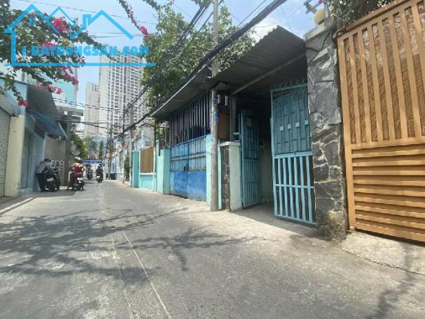 BÁN NHÀ QUẬN 4 - 67.4M2 - NỞ HẬU - HẺM 6M, XE HƠI ĐỖ CỬA - 5.X TỶ, - 2