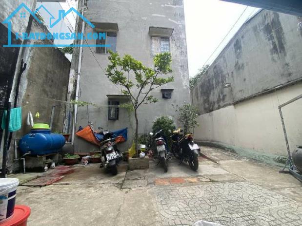BÁN NHÀ QUẬN 4 - 67.4M2 - NỞ HẬU - HẺM 6M, XE HƠI ĐỖ CỬA - 5.X TỶ, - 3