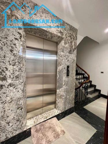 BÁN NHÀ LÔ GÓC TRẦN DUY HƯNG, DÂN XÂY 51M2, 6T THANG MÁY, ÔTÔ VÀO NHÀ, 17 TỶ HƠN - 2