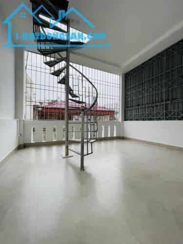 BÁN NHÀ HOÀNG VĂN THỤ -HOÀNG MAI-THIẾT KẾ HIỆN ĐẠI-THANG MÁY-FULL NỘI THẤT ĐẲNG CẤP- Ô TÔ - 3