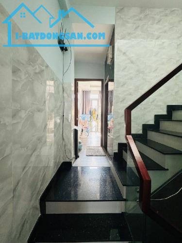 CHỦ GẤP BÁN – HẠ CÒN 7,1 TỶ NHÀ ĐẸP 5 TẦNG BTCT –  38M2 -  HẺM XE HƠI THÔNG - SÁT MẶT - 2