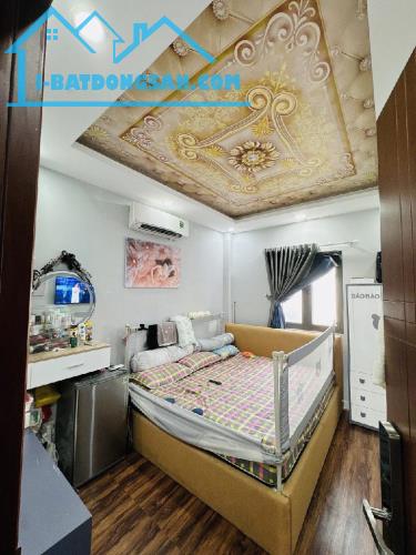 CHỦ GẤP BÁN – HẠ CÒN 7,1 TỶ NHÀ ĐẸP 5 TẦNG BTCT –  38M2 -  HẺM XE HƠI THÔNG - SÁT MẶT - 3