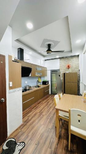 CHỦ GẤP BÁN – HẠ CÒN 7,1 TỶ NHÀ ĐẸP 5 TẦNG BTCT –  38M2 -  HẺM XE HƠI THÔNG - SÁT MẶT - 4