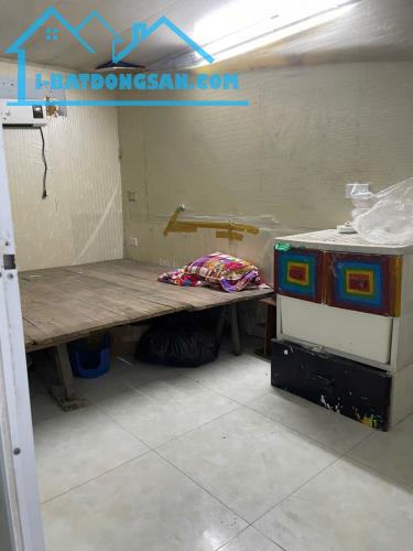 cho thuê nhà Hoàng Mai, Trương Định chỉ 5 Triệu, 50m2 x 1.5 tầng, 2 ngủ ở gđ, nhóm sv - 2