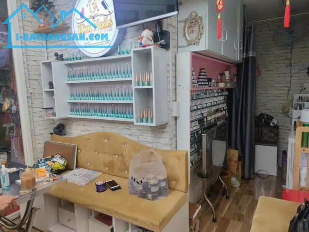 Mình Chính Chủ Cần Bán Lại 8 Sạp Chợ Ở Chợ Nhật Tảo Đường Nguyễn Tri Phương,Phường 8, - 3