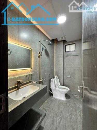TÔI BÁN NHANH NHÀ CỔ NHUẾ – 95M² – SĐCC - GIÁ CẮT LỖ ĐƯỜNG TO THÔNG THOÁNG - 1