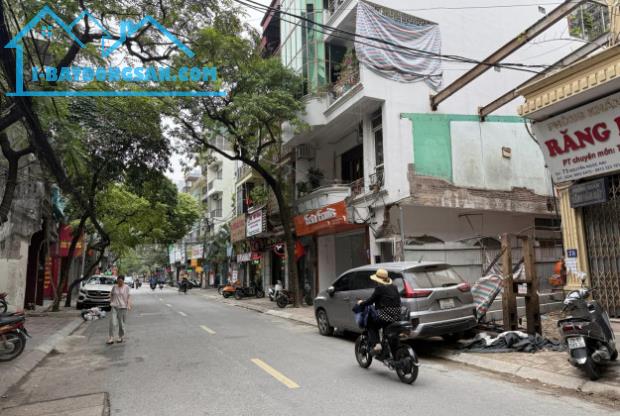 TÔI BÁN NHANH NHÀ CỔ NHUẾ – 95M² – SĐCC - GIÁ CẮT LỖ ĐƯỜNG TO THÔNG THOÁNG
