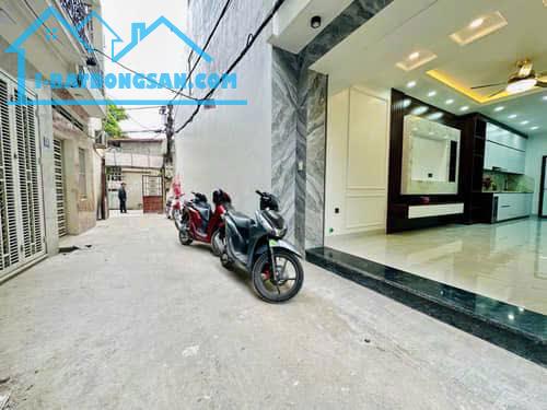 💜NHÀ PHỐ BÁT KHỐI 35M2X5T CHÀO 7.6 TỶ - Ô TÔ - SÁT PHỐ - THÔNG - NHÀ MỚI KOONG💜