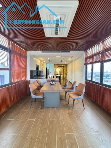 Bán nhà Ngọc Thuỵ,Long Biên 7 tầng,60m,mt4m kinh doanh nhỉnh 23 tỷ - 2