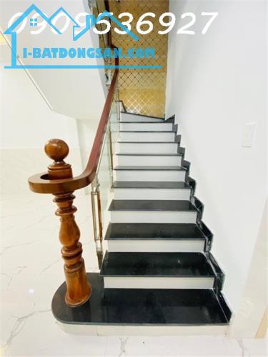 MẶT TIỀN KHU TÊN LỬA - 4 TẦNG KIÊN CỐ - ĐƯỜNG NHỰA 8M - GẦN CÔNG VIÊN - GIÁ CHỈ NHỈNH 6 TỶ - 3