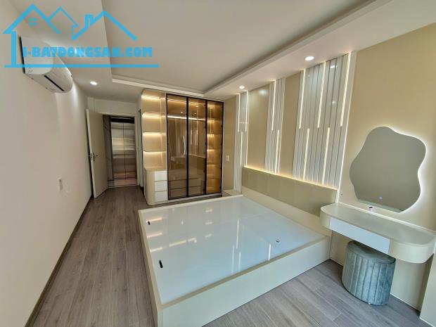 SIÊU PHẨM CCMN XUÂN THUỶ - 7 TẦNG THANG MÁY - 16 PHÒNG - DOANH THU 100TR/THÁNG - 20M RA Ô - 1