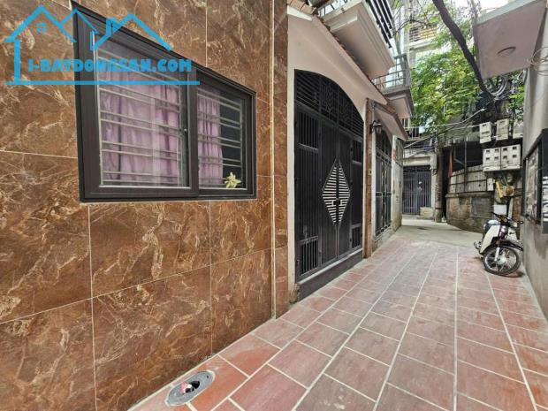 BÁN NHÀ PHỐ XUÂN THUỶ-TRUNG TÂM CẦU GIẤY- MÔI TRƯỜNG SỐNG LÍ TƯỞNG-DT 37M_GIÁ 9..1 TỶ - 5