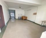 Bán căn hộ Phú Thọ 62m2, 2 phòng ngủ, giá bán 2 tỷ 9, sổ hồng lâu dài