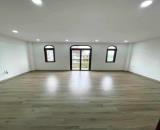 CỔ LINH LONG BIÊN 40M x 7T MỚI CỨNG, 2 ÔTÔ TRÁNH, MẶT TIỀN RỘNG - KD - GARA - THANG MÁY