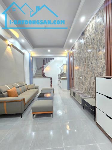 Vĩnh Hưng nhà mới đẹp, ô tô đỗ cổng, 10m ra ô tô tránh DT 35mx5 tầng chỉ 6.3 tỷ. - 4