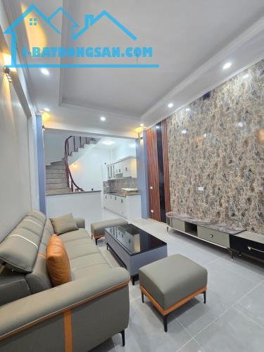 Vĩnh Hưng nhà mới đẹp, ô tô đỗ cổng, 10m ra ô tô tránh DT 35mx5 tầng chỉ 6.3 tỷ. - 3