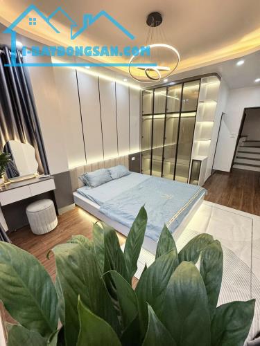 GẤP - Bán nhà phố Khâm Thiên - Đống Đa, 30m2 giá cực sốc chỉ có 4,6 tỷ - 1