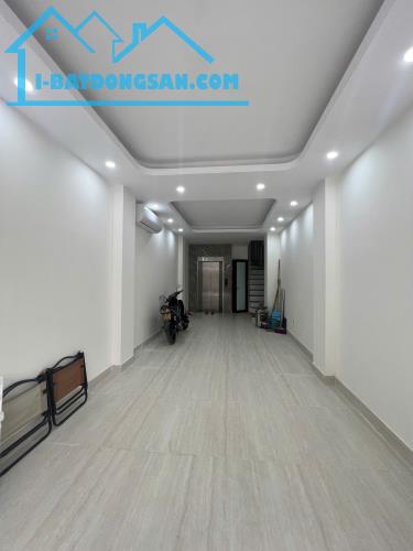 Cho thuê Mặt Phố Đăng Văn Ngữ, Đống Đa 4 tầng x 40m2, 3 PN, 4 WC KD Spa, Cà Phê, Trà Sữa