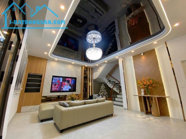 Bán căn góc Ngọc Hà, Ba Đình full đồ, sổ đỏ 56m2x6 tầng thang máy ô tô 8m