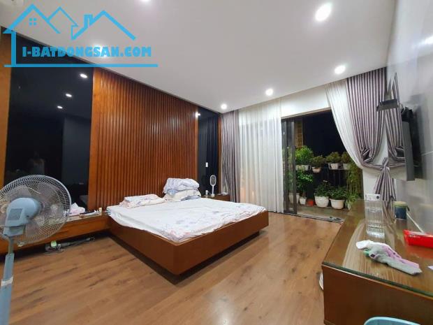 Bán Nhà Hoàng Hoa Thám, Ba Đình – 61m², Mặt Tiền 4.8m, 4 Phòng Ngủ, Giá 10.5 Tỷ