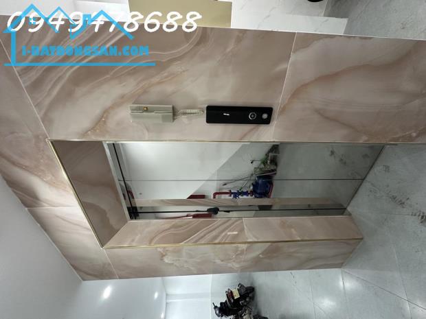 BÁN CCMN MẶT NGÕ PHỐ THÔNG TRẦN CUNG GẦN Ô TÔ - 9 PHÒNG KHÉP KÍN - THANG MÁY - KHU VỰC - 3