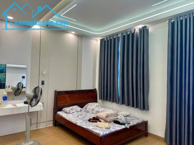 Siêu phẩm 4 tầng BTCT - Nguyễn Thị Hồng – P17- Gò Vấp - 100m2( 5.1x20)-18Tỷ - 1