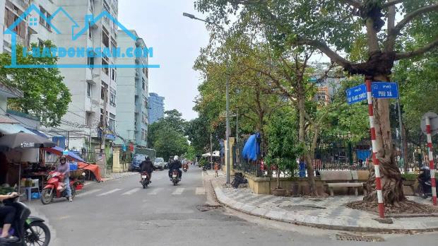 NGAY LOTTE LẠC LONG QUÂN - HK Tây Hồ - OTO 7 CHỖ VÀO NHÀ - NGÕ THÔNG THOÁNG - TIỆN ÍCH