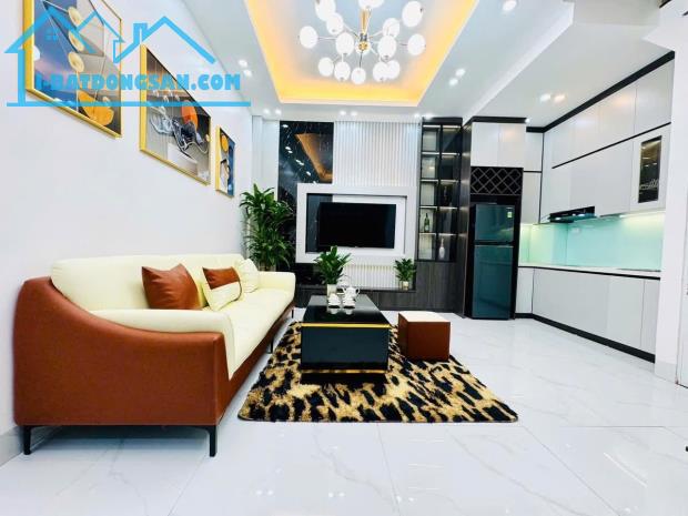Nhà đẹp Thụy Khuê. Nội thất châu âu.Ở sướng luôn. 8.x tỷ