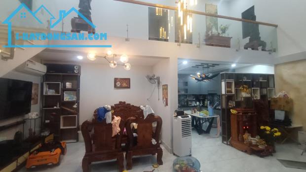 LDC6- SIÊU PHẨM BIỆT THỰ MỚI- Ở NGAY- NGANG KHỦNG 8x15 CHỈ NHỈNH 7 TỶ- KẾ TÊN LỬA- SỔ - 1